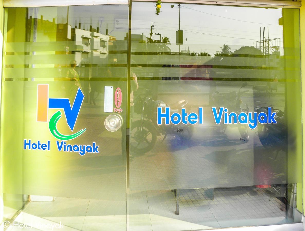 Māldah Hotel Vinayak المظهر الخارجي الصورة
