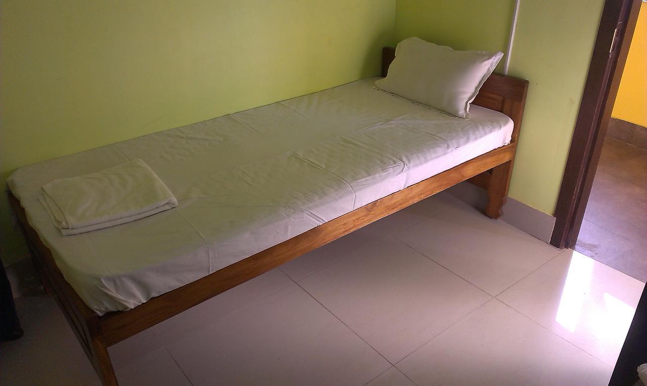Māldah Hotel Vinayak المظهر الخارجي الصورة